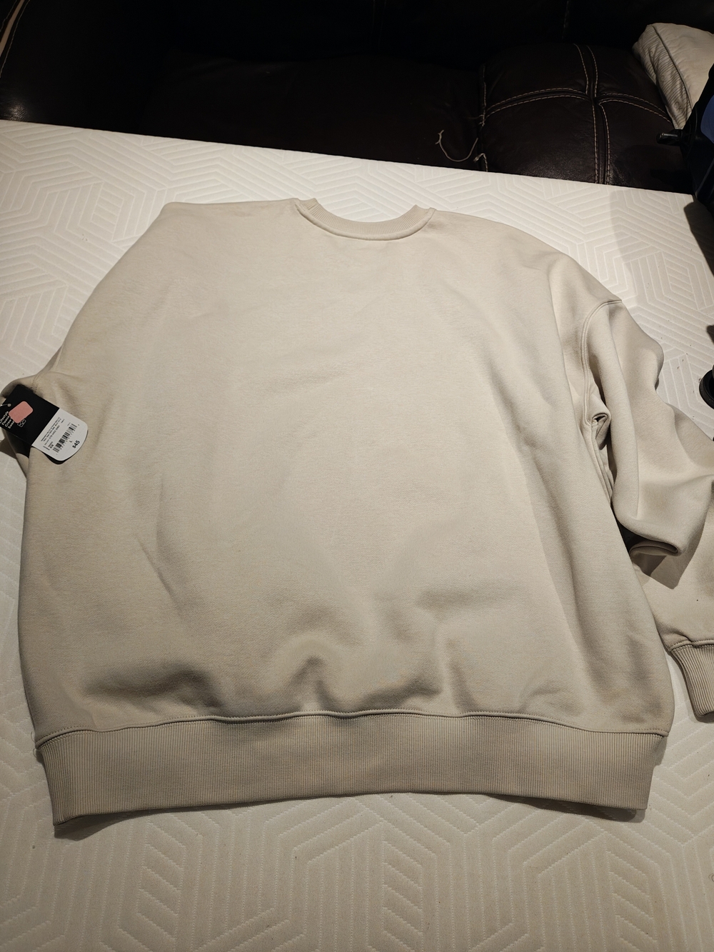 Men's Cream Graphic Ice Hockey Sweatshirt - Crewneck Sweater - Picture 3 of 12